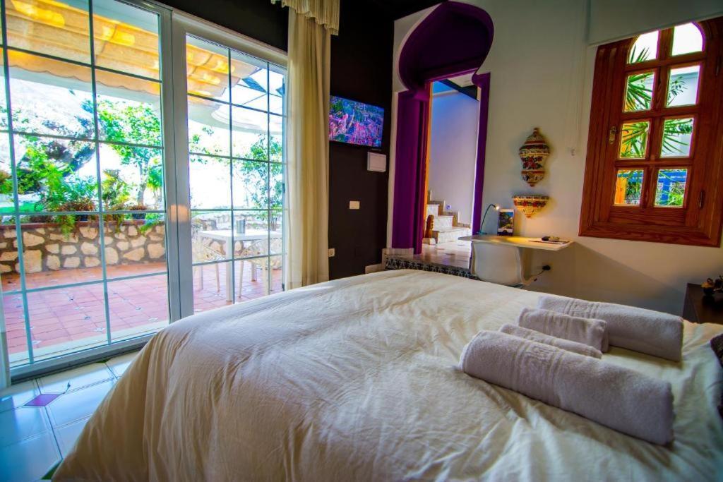 16:9 Los Molinos Suites Almeria Luaran gambar