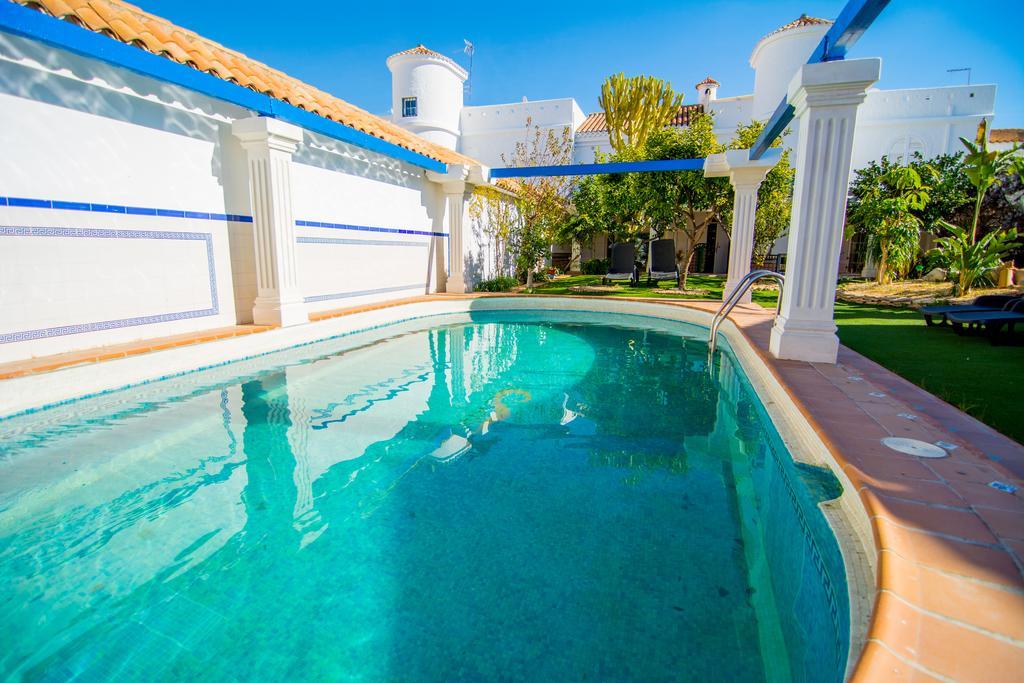 16:9 Los Molinos Suites Almeria Bilik gambar