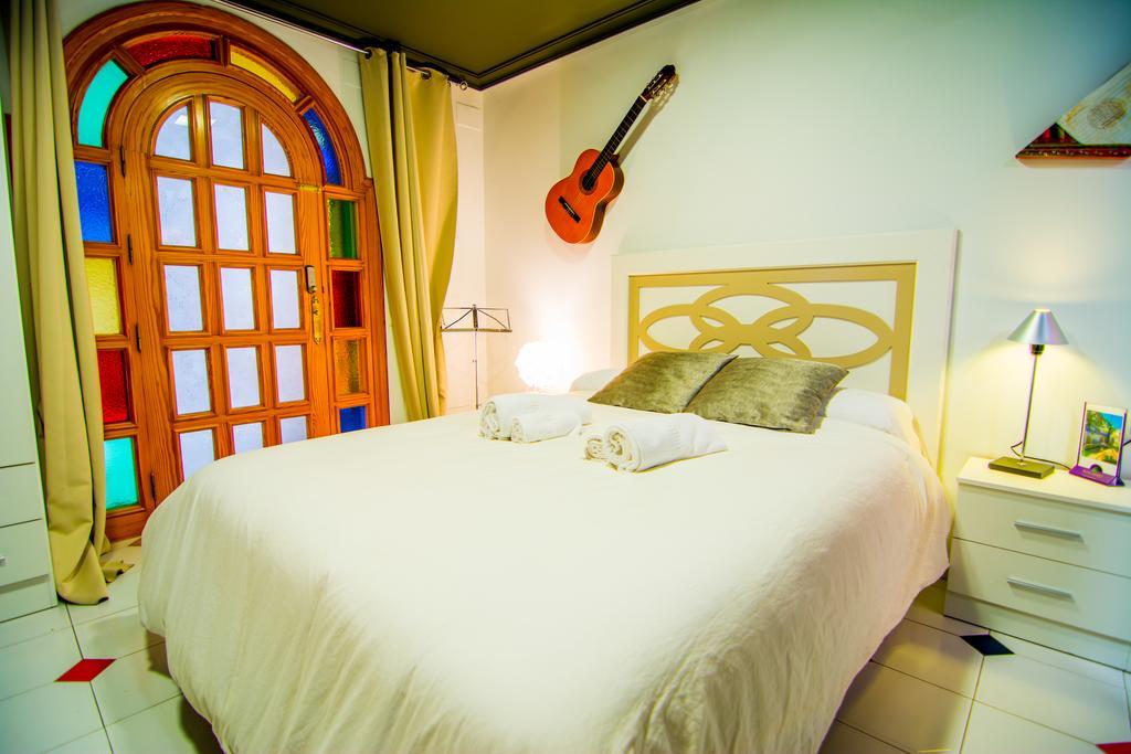16:9 Los Molinos Suites Almeria Bilik gambar